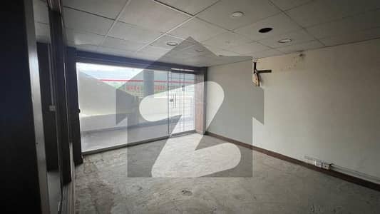 بلیو ایریا اسلام آباد میں 12 مرلہ دفتر 5.0 لاکھ میں کرایہ پر دستیاب ہے۔