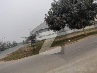 Plot # 629,630 Kanal Pair Possession Plot Block F Nea to Main Bolivar