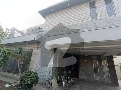 1 KANAL HOUSE FOR RENT In DHA PHASE 6