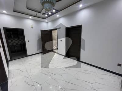 داؤد ریذیڈنسی ہاؤسنگ سکیم ڈیفینس روڈ,لاہور میں 4 کمروں کا 5 مرلہ مکان 90.0 ہزار میں کرایہ پر دستیاب ہے۔