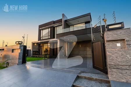 ڈی ایچ اے فیز 7 ڈیفنس (ڈی ایچ اے),لاہور میں 5 کمروں کا 1 کنال مکان 8.25 کروڑ میں برائے فروخت۔