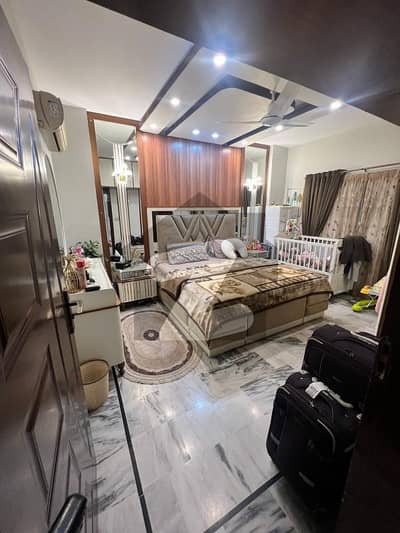 3 Bed DD Flat For Sale At Prime Location