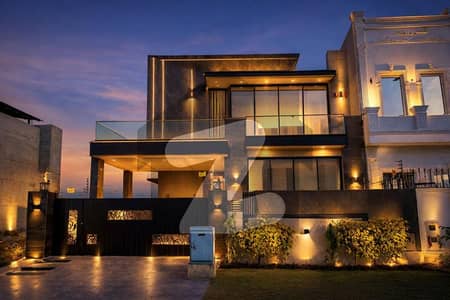 10-Marla Real Pics Spanish Villa For Sale In DHA Phase 7 Near McDonalds