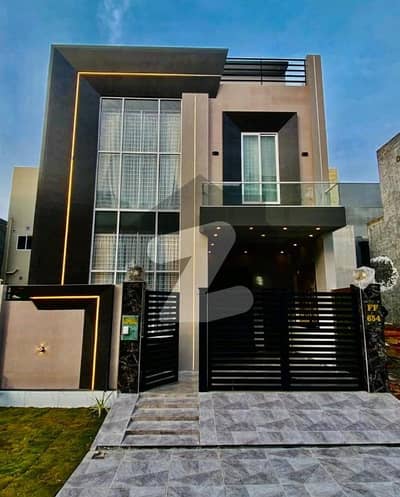 سٹی ہاؤسنگ سوسائٹی گوجرانوالہ میں 4 کمروں کا 5 مرلہ مکان 2.1 کروڑ میں برائے فروخت۔ سٹی ہاؤسنگ سوسائٹی گوجرانوالہ میں 4 کمروں کا 5 مرلہ مکان 2.1 کروڑ میں برائے فروخت۔