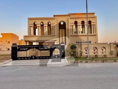 سٹی ہاؤسنگ سوسائٹی گوجرانوالہ میں 6 کمروں کا 1 کنال مکان 8.5 کروڑ میں برائے فروخت۔ سٹی ہاؤسنگ سوسائٹی گوجرانوالہ میں 6 کمروں کا 1 کنال مکان 8.5 کروڑ میں برائے فروخت۔