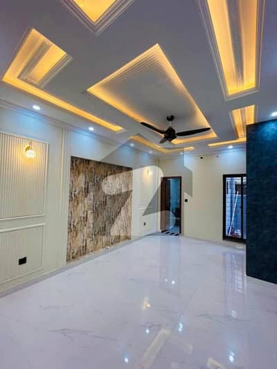 پارک ویو سٹی لاہور میں 2 کمروں کا 5 مرلہ بالائی پورشن 45.0 ہزار میں کرایہ پر دستیاب ہے۔