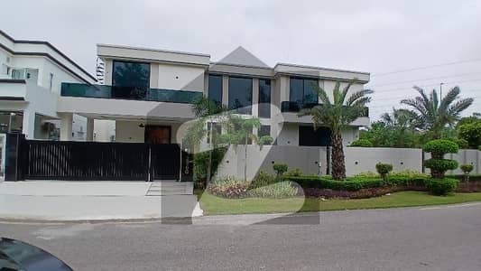 34-Marla Corner Park-Facing Fully Furnished Luxury House For Sale (Any Property Of Dha Adjustable In Payment Plan)