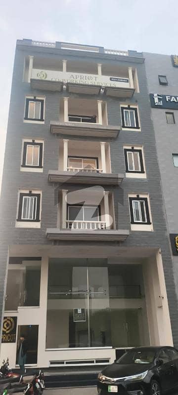 ڈی ایچ اے 9 ٹاؤن ڈیفنس (ڈی ایچ اے),لاہور میں 4 مرلہ دفتر 35.0 ہزار میں کرایہ پر دستیاب ہے۔