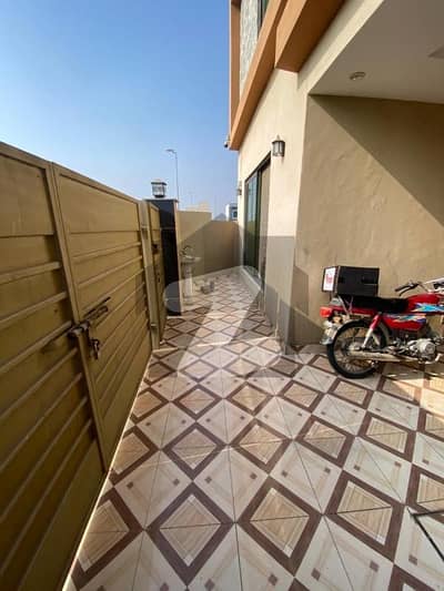 بحریہ آرچرڈ لاہور میں 3 کمروں کا 5 مرلہ مکان 1.8 کروڑ میں برائے فروخت۔