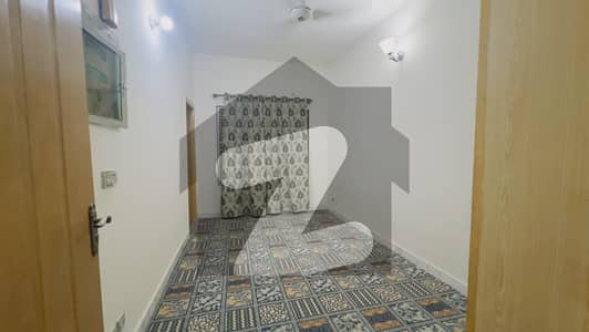 D17/2 MVHS 9 Marla Double Storey Use Houses Available For Rent