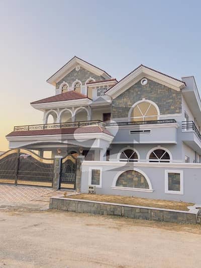 G 14 3 Size 50x90 1 kanal brand new house for sale beautiful location