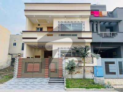 سٹی ہاؤسنگ فیز 3 - بلاک ایف ایف سٹی ہاؤسنگ - فیز 3,سٹی ہاؤسنگ سوسائٹی,گوجرانوالہ میں 3 کمروں کا 5 مرلہ مکان 1.6 کروڑ میں برائے فروخت۔