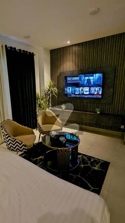 ایم ایم عالم روڈ گلبرگ,لاہور میں 2 مرلہ Studio فلیٹ 1.7 کروڑ میں برائے فروخت۔