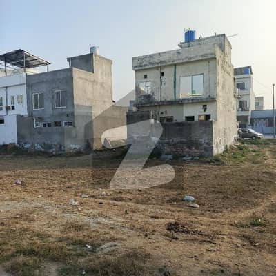 5 Marla Plot For Sale In M Block