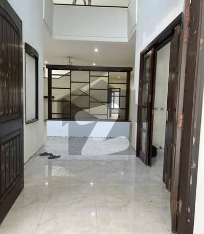 DEFENCE 500 YARDS LIKE NEW BUNGALOW FOR RENT