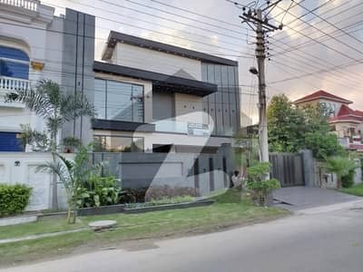 1 Kanal Modern House at Prime Location almost park facing