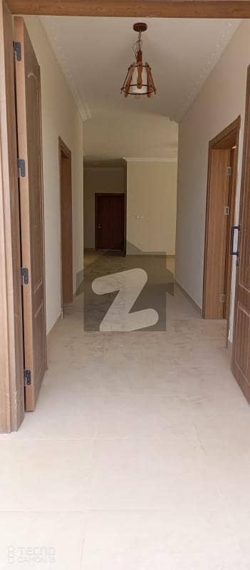 Bungalow 500 Sq Yds, West Open, At Good Location In Falcon Complex New Malir