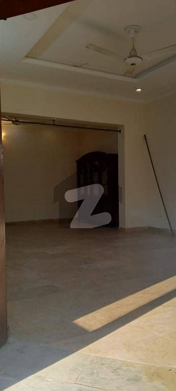 سوان گارڈن اسلام آباد میں 4 کمروں کا 1 کنال بالائی پورشن 80.0 ہزار میں کرایہ پر دستیاب ہے۔