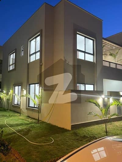 3 Bed DD Lounge 125 Square Yard Villa FOR SALE At ALI BLOCK All Amenities Nearby Including MOSQUE, General Store & Parks