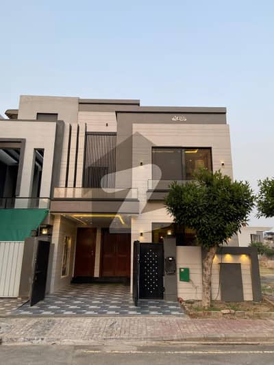 5 Marla Luxury House Available For Sale