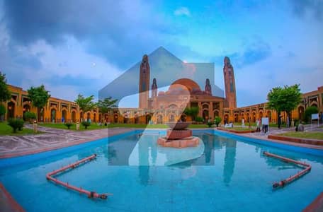 بحریہ ٹاؤن سیکٹر سی بحریہ ٹاؤن,لاہور میں 1 کنال رہائشی پلاٹ 2.5 کروڑ میں برائے فروخت۔