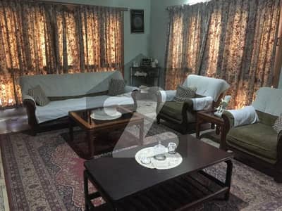 نارتھ ناظم آباد ۔ بلاک ایچ نارتھ ناظم آباد,کراچی میں 8 کمروں کا 18 مرلہ مکان 8.2 کروڑ میں برائے فروخت۔