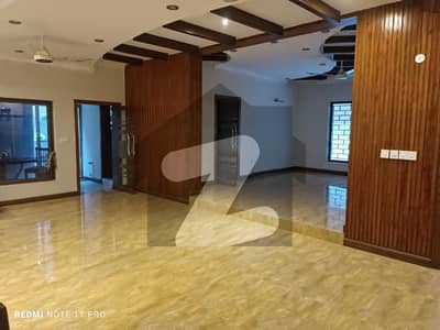 چکلالہ سکیم 3 چکلالہ سکیم,راولپنڈی میں 5 کمروں کا 1 کنال مکان 2.5 لاکھ میں کرایہ پر دستیاب ہے۔