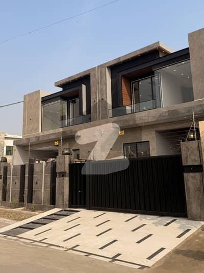 10 Marla Brand New Modern Elevation Prime location House Available For Sale In Model Town