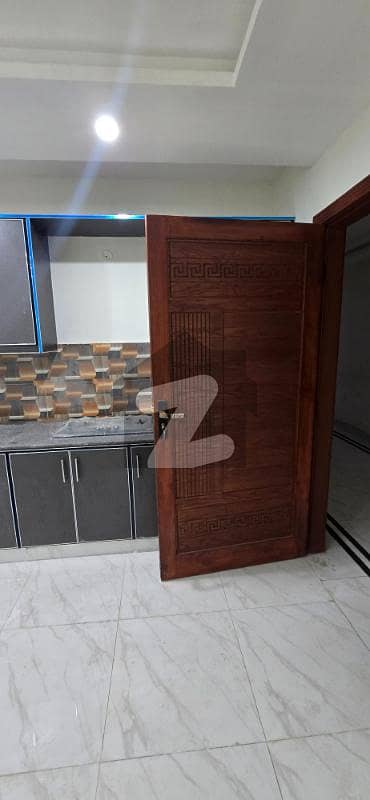 550 Square Feet Flat Brand New First Entry In Bahria Town For Sale At Good Location