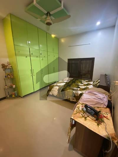 گلستانِِ جوہر ۔ بلاک 13 گلستانِ جوہر,کراچی میں 4 کمروں کا 8 مرلہ بالائی پورشن 2.5 کروڑ میں برائے فروخت۔