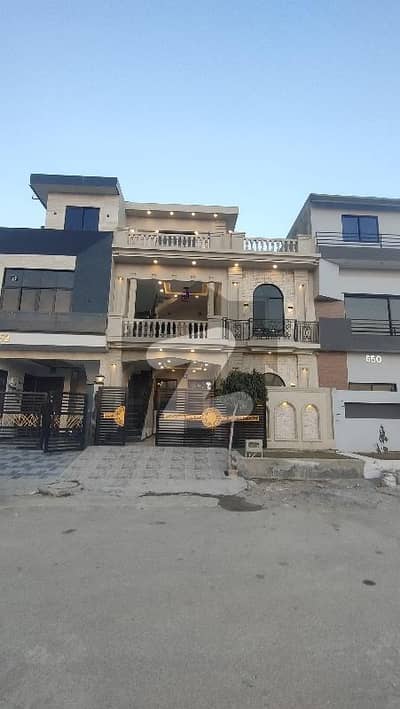 MPCHS FMC 5M fresh brand new house for sale facing 100kanal park with 80 feet road
