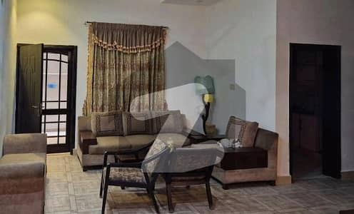 فیصل ٹاؤن ۔ بلاک سی فیصل ٹاؤن,لاہور میں 2 کمروں کا 1 کنال بالائی پورشن 90.0 ہزار میں کرایہ پر دستیاب ہے۔