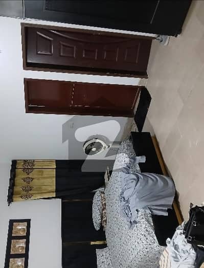 FLAT AVAILABLE FOR RENT IN GULISTAN E JOHAR BLOCK 19 NEAT AND CLEAN FLAT AVAILABLE 5TH FLOOR LIFT AVAILABLE 2BEDDD PAK AVENUE SECURED