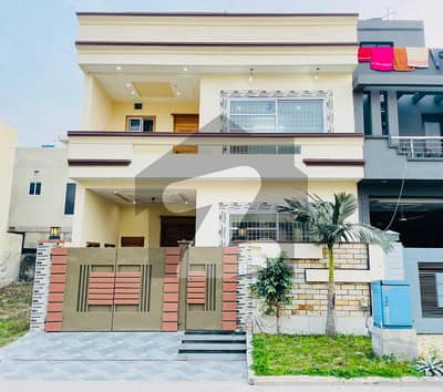 سٹی ہاؤسنگ سوسائٹی گوجرانوالہ میں 4 کمروں کا 5 مرلہ مکان 1.6 کروڑ میں برائے فروخت۔