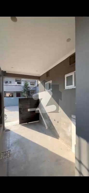 10 Marla Ground Portion In B17 Block C For Rent