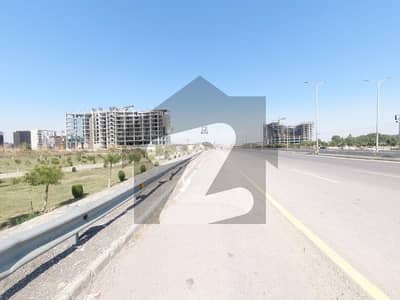 ممتاز سٹی اسلام آباد میں 8 مرلہ رہائشی پلاٹ 1.05 کروڑ میں برائے فروخت۔