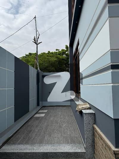 DHA Phase 4 300 Square Yards House Up For Sale