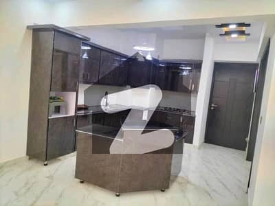 1050 Square Feet Flat for sale in Amil Colony
