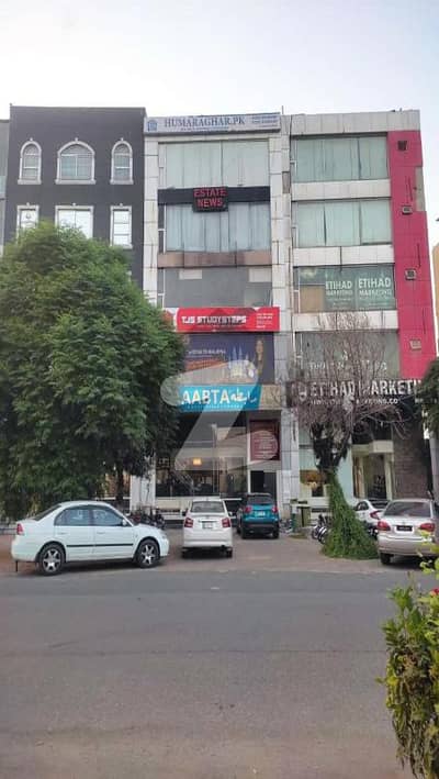 ڈی ایچ اے فیز 6 - مین بلیوارڈ ڈی ایچ اے فیز 6,ڈیفنس (ڈی ایچ اے),لاہور میں 4 مرلہ Studio عمارت 14.8 کروڑ میں برائے فروخت۔