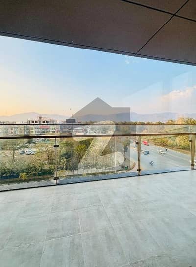 سکھ چین ریذیڈینس ایف ۔ 10,اسلام آباد میں 4 کمروں کا 12 مرلہ فلیٹ 5.5 لاکھ میں کرایہ پر دستیاب ہے۔