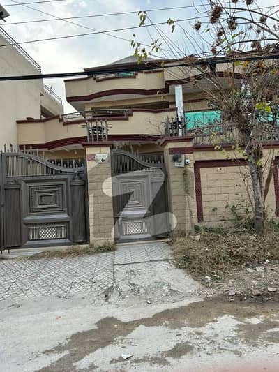 منور کالونی راولپنڈی میں 6 کمروں کا 1 کنال مکان 4.25 کروڑ میں برائے فروخت۔