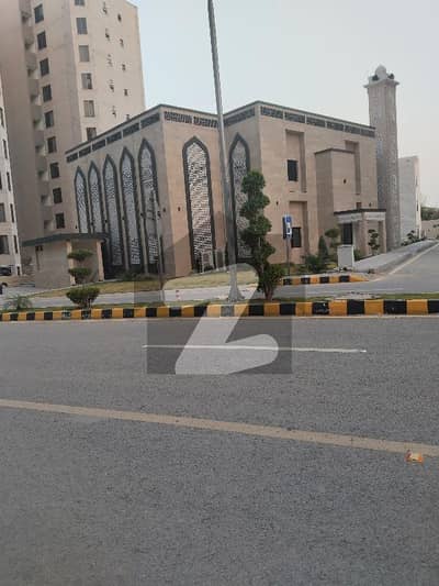 عسکری ٹاور 3 ڈی ایچ اے ڈیفینس فیز 5,ڈی ایچ اے ڈیفینس,اسلام آباد میں 3 کمروں کا 13 مرلہ فلیٹ 3.4 کروڑ میں برائے فروخت۔