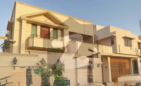 ڈی ایچ اے فیز 6 ڈی ایچ اے ڈیفینس,کراچی میں 6 کمروں کا 1 کنال مکان 11.0 کروڑ میں برائے فروخت۔