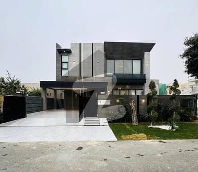 ڈی ایچ اے فیز 6 - بلاک ایل فیز 6,ڈیفنس (ڈی ایچ اے),لاہور میں 5 کمروں کا 1 کنال مکان 13.5 کروڑ میں برائے فروخت۔