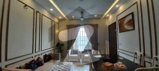 بحریہ آرچرڈ لاہور میں 5 کمروں کا 8 مرلہ مکان 85.0 ہزار میں کرایہ پر دستیاب ہے۔