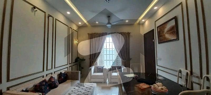 بحریہ آرچرڈ لاہور میں 5 کمروں کا 8 مرلہ مکان 85.0 ہزار میں کرایہ پر دستیاب ہے۔ بحریہ آرچرڈ لاہور میں 5 کمروں کا 8 مرلہ مکان 85.0 ہزار میں کرایہ پر دستیاب ہے۔