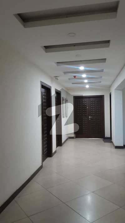 Beautifull House 2nd Floor Avilable For Commercial purpose