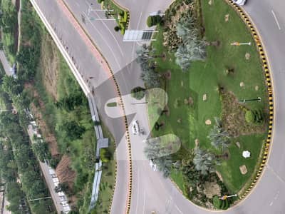 7 Marla Prime Location Plot Available for Sale in Gulberg Islamabad on Solid Land