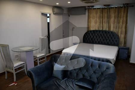 ڈپلومیٹک انکلیو اسلام آباد میں 2 مرلہ Studio فلیٹ 1.3 لاکھ میں کرایہ پر دستیاب ہے۔