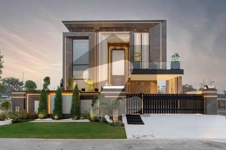 1 KANAL BRAND NEW EYE CATCHING ULTRA MODERN BUNGALOW FOR SALE NEAR TO PARK AND MOSQUE